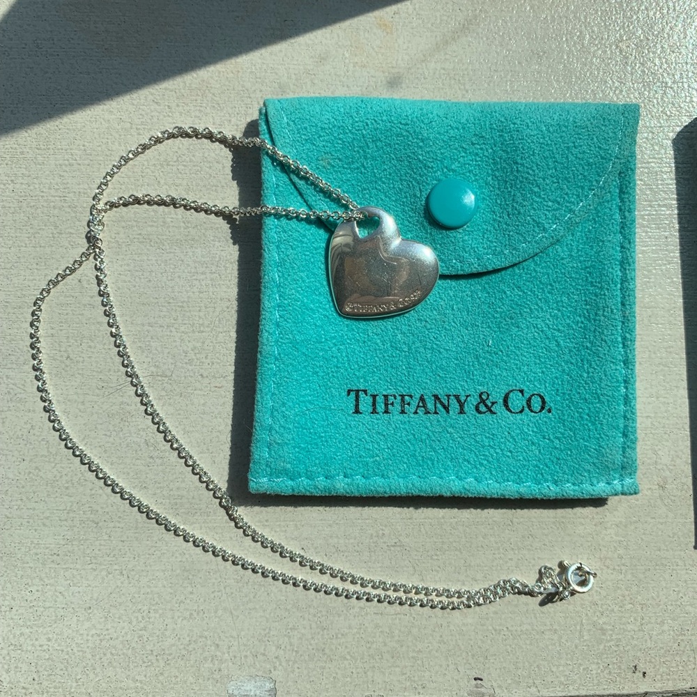 Discontinued Tiffany&Co. Heart Pendant Necklace